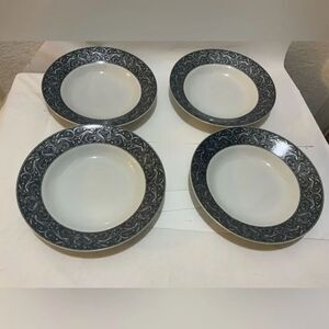 4 Chris Madden JCP Home Swan Gray Scroll Leaf Classic 8” salad Plates bowls G20